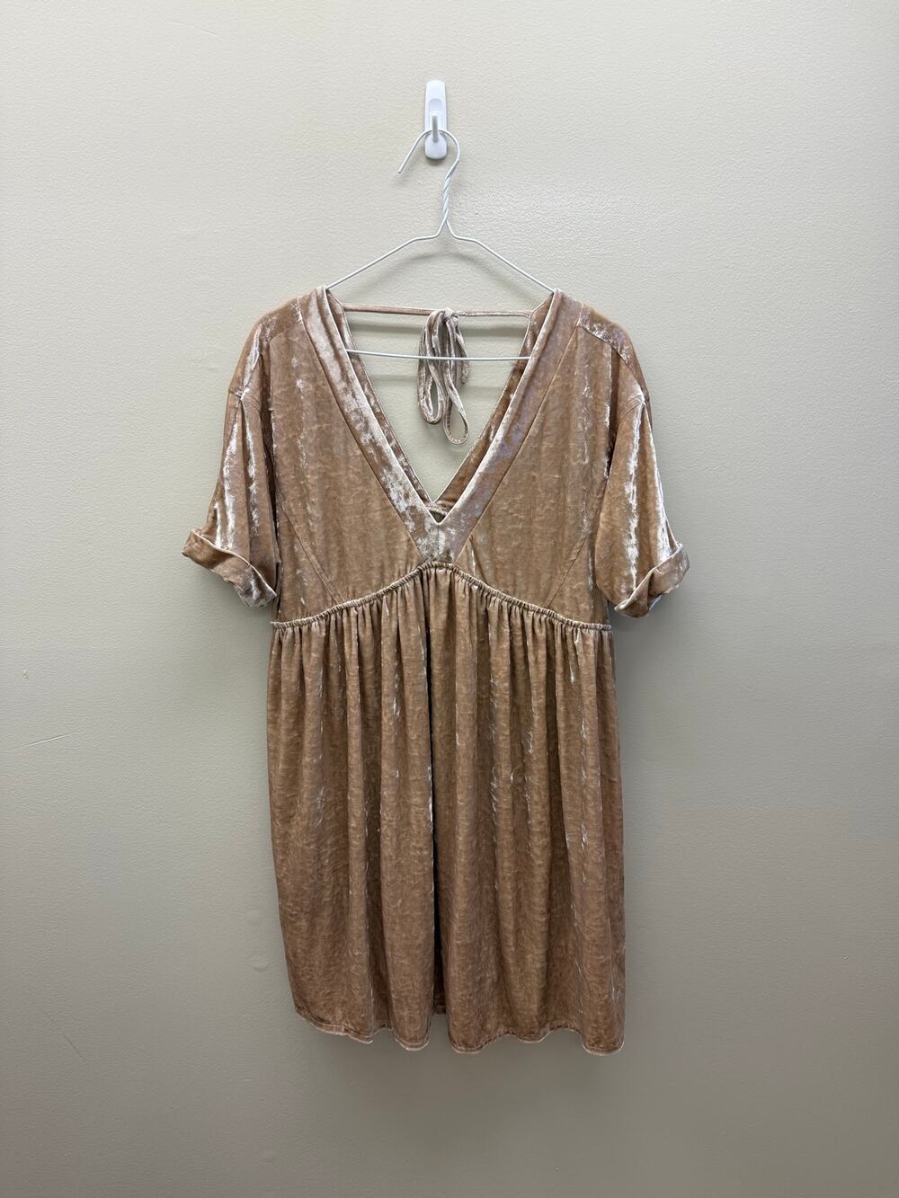 Entro Velvet Babydoll Dress Beige Taupe Flowy | Size M